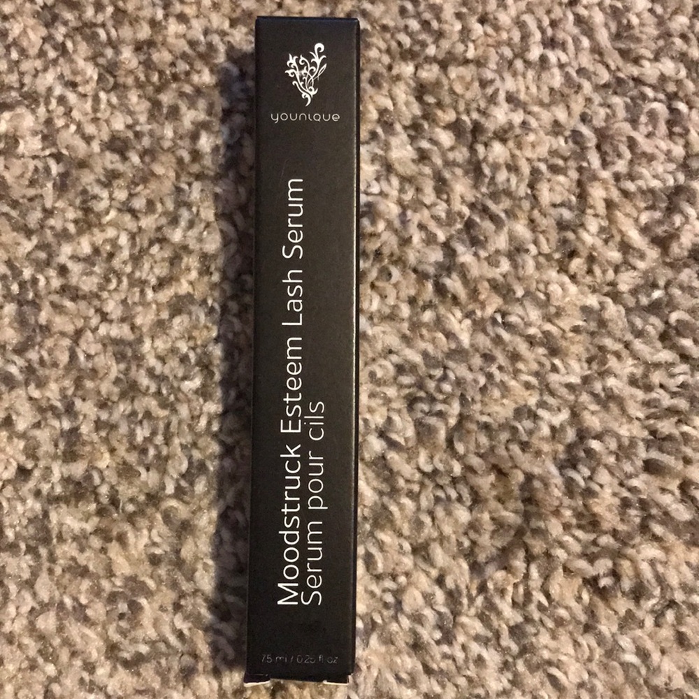 Younique lash serum